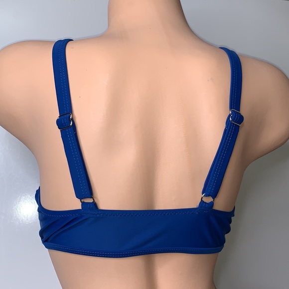 NEW VECVOC Blue Ruffle V-Neck Swimsuit Bikini Top - Picture 4 of 5